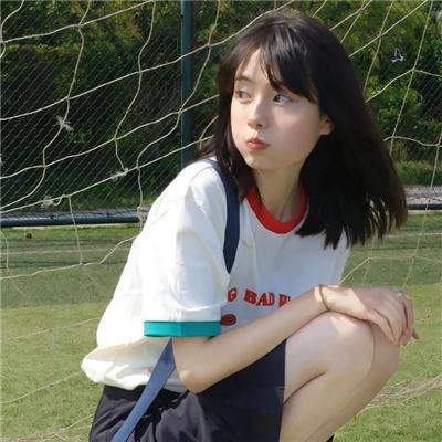 射向矮子的小球